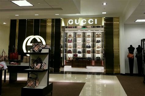 gucci outlet prezzi|gucci outlet store near me.